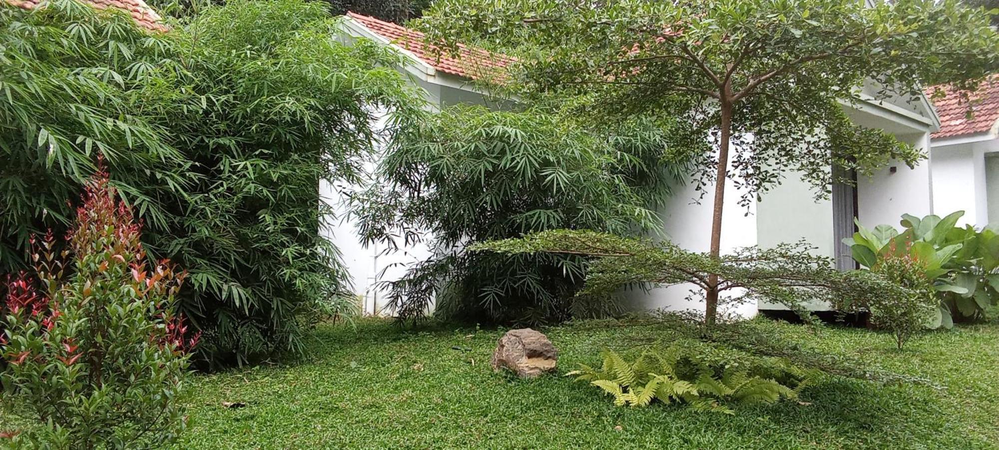 Le Vista Resort Sultan Bathery Exterior photo